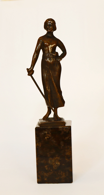 Jugendstil Bronze Figur Dame mit Degen