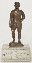 Bronze Soldat in Uniform Bronzefigur