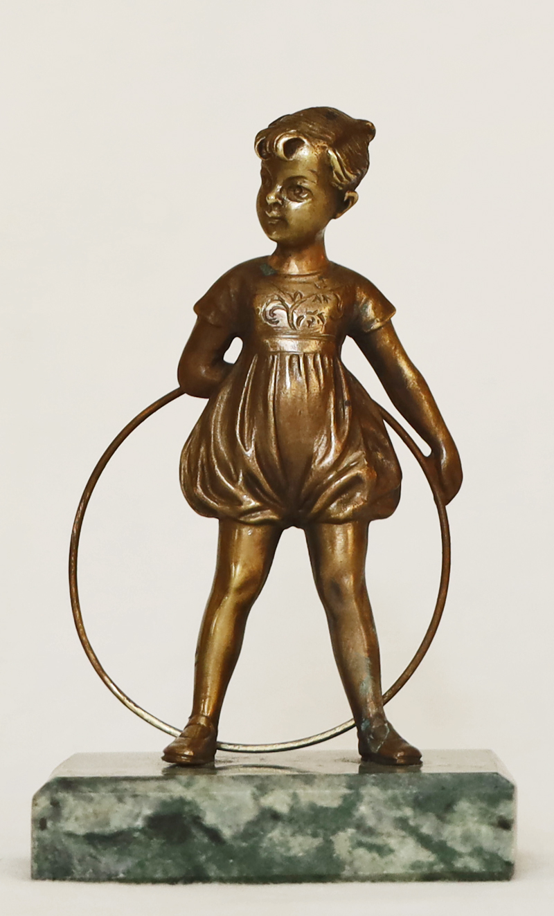 Jugendstil Bronze Figur hula hoop Maedchen