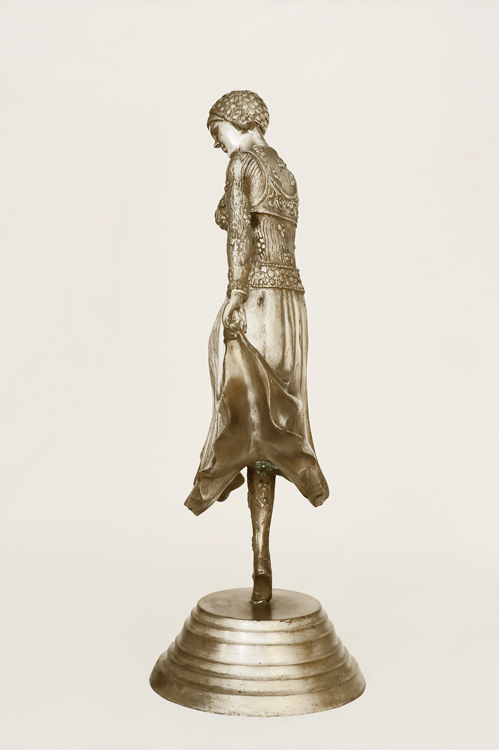 Art Deco Bronze Taenzerin Dame