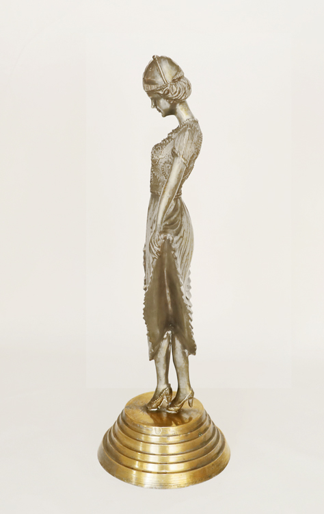 Art Deco Bronze Taenzerin Dame