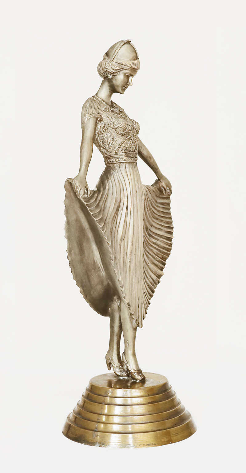 Art Deco Bronze Taenzerin Dame