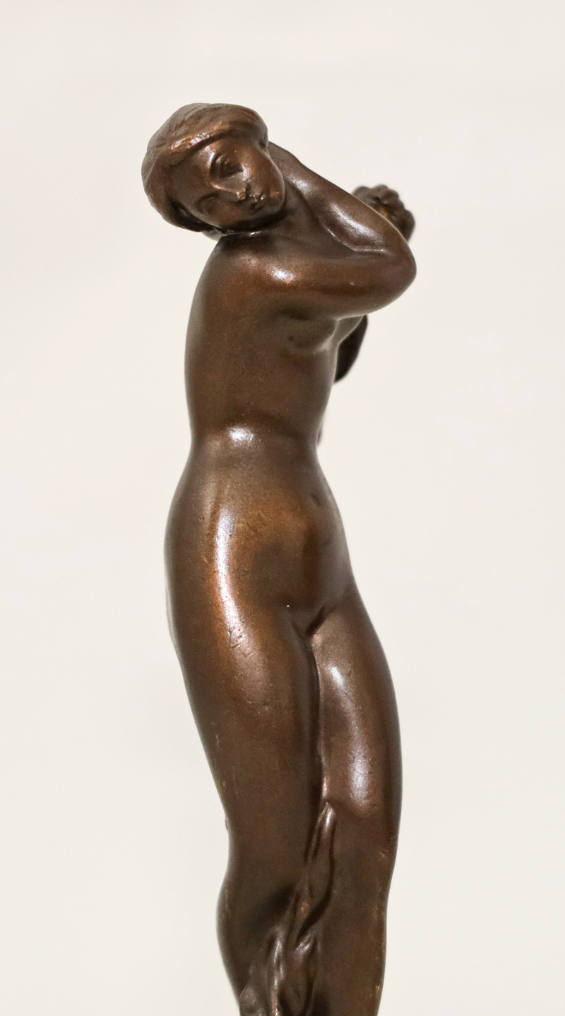 Erotische Jugendstil Bronze Dame beim Bade