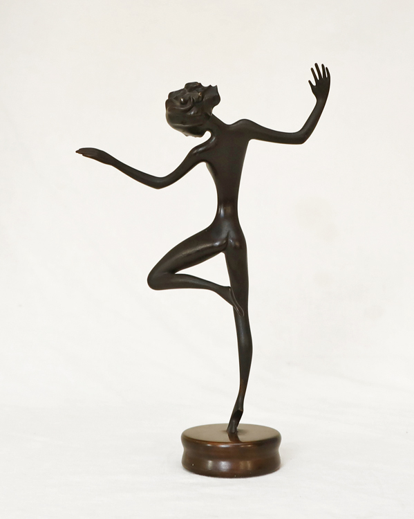 Werkstaette Hagenauer Wien Damenakt nackte Taenzerin Bronze