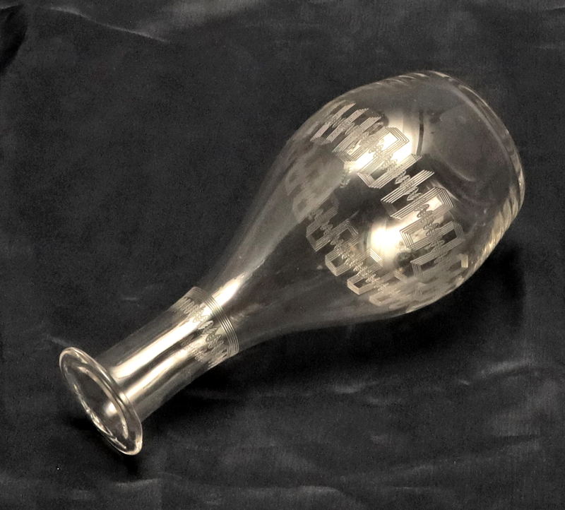 Art Deco Glaskaraffe Dekorschliff