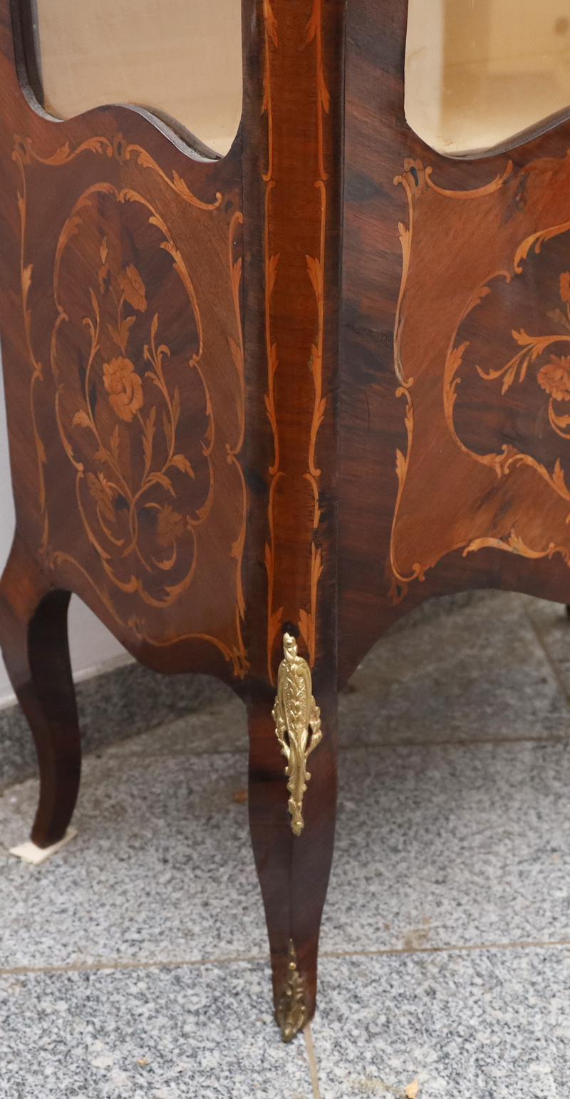 Barock Stilvitrine Glasschrank