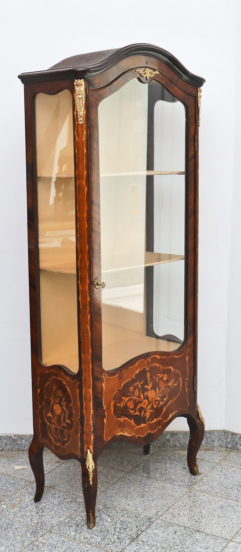 Barock Stilvitrine Glasschrank