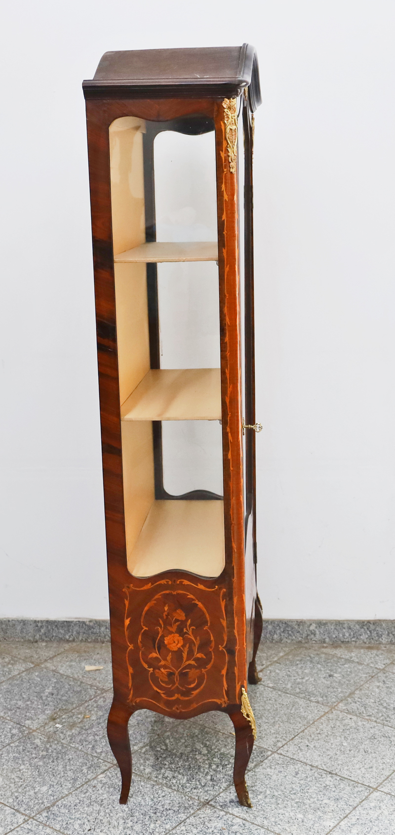 Barock Stilvitrine Glasschrank