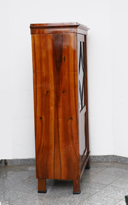 Biedermeier Glasschrank B&uuml;cherschrank
