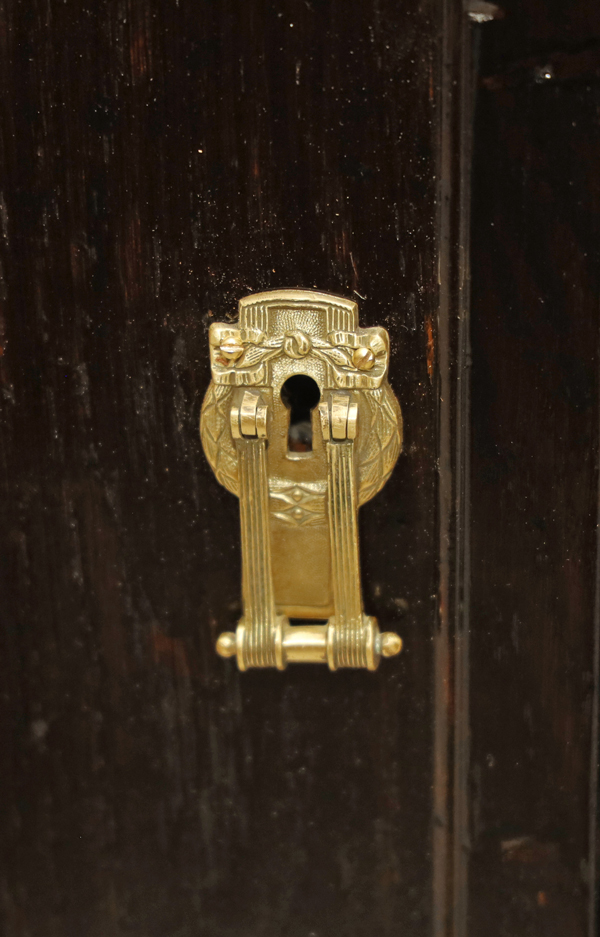 ugendstil Buffetschrank Kredenz August Ungethuem