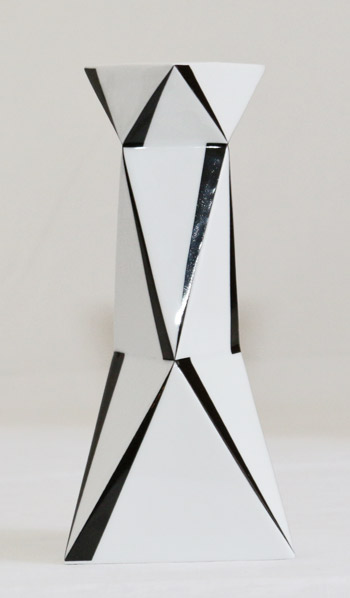 Design Porzellan Vase Kerzenstaender Blumenvase schwarz weiss
