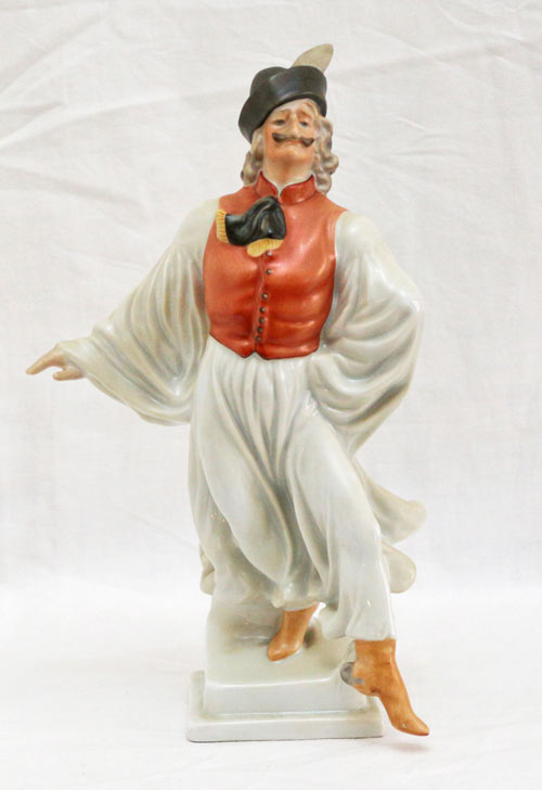 Herend Porzellan Figur ungarischer Taenzer