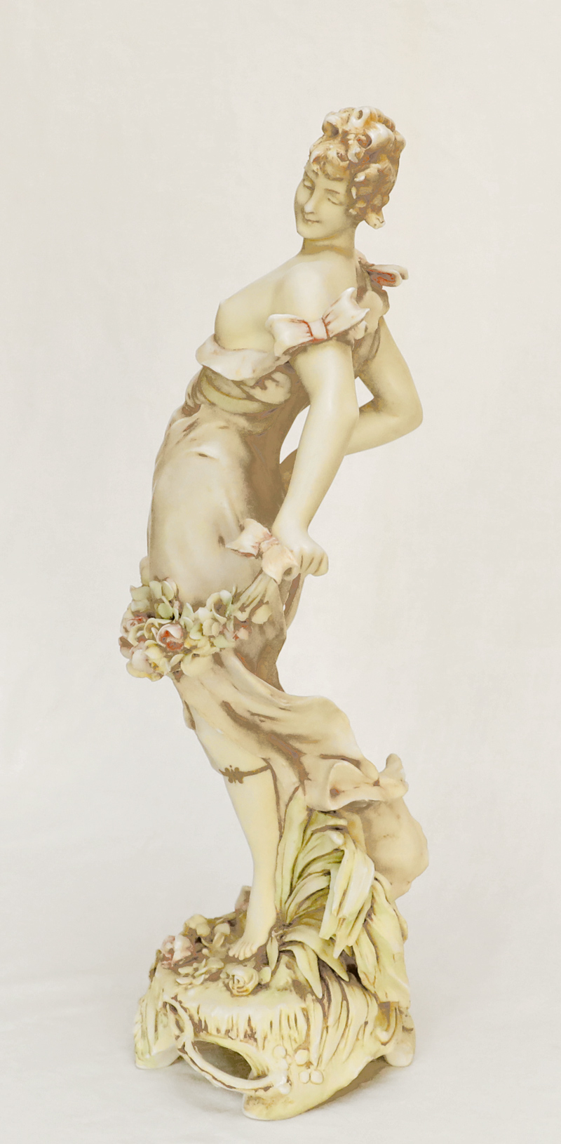 Jugendstil Porzellan Figur Damenakt Royal Dux 