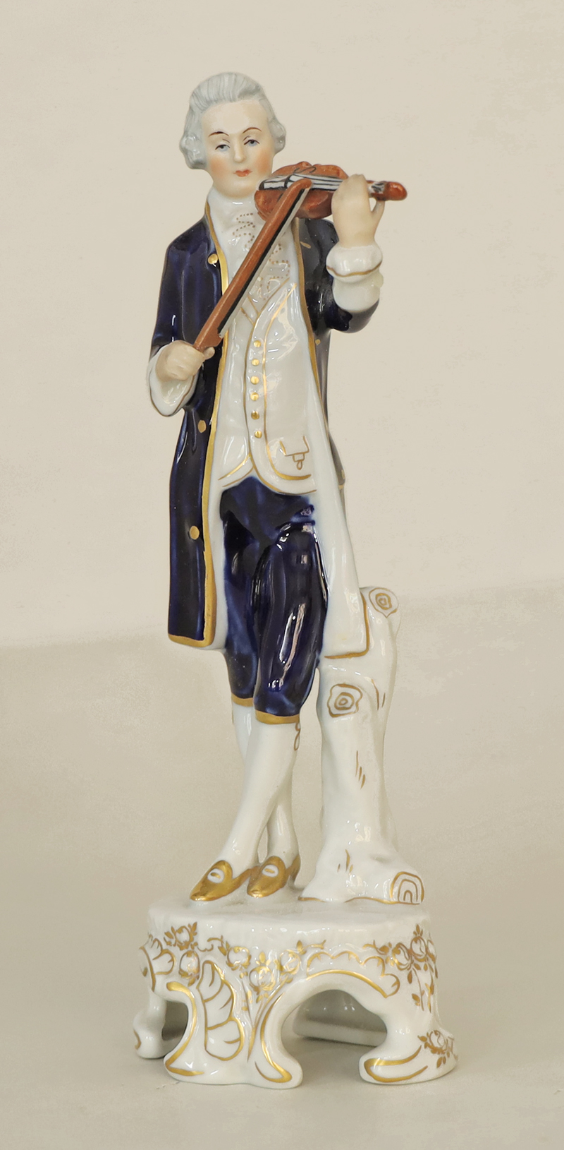 Royal Dux Geiger Porzellanfigur Musikant