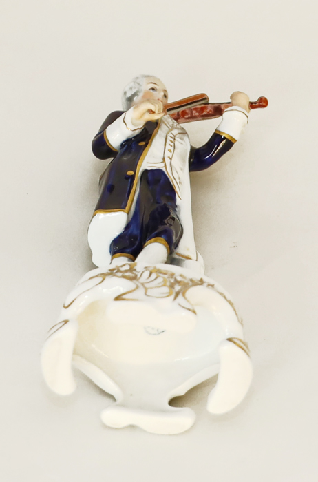 Royal Dux Geiger Porzellanfigur Musikant