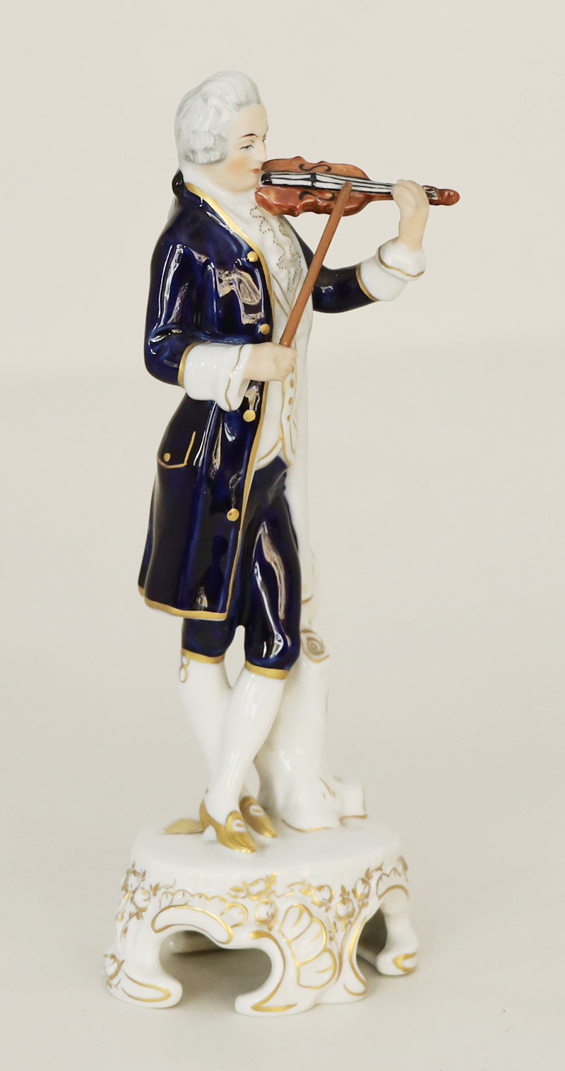 Royal Dux Geiger Porzellanfigur Musikant