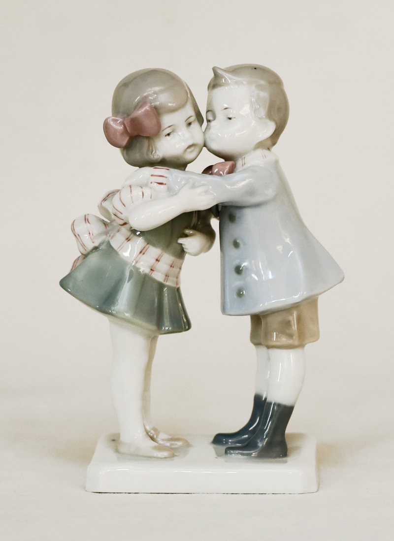 Goebel Porzellan Figurengruppe Junges Paerchen