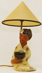 Chinesin Keramik Tischlampe Gretl Braun Bauer