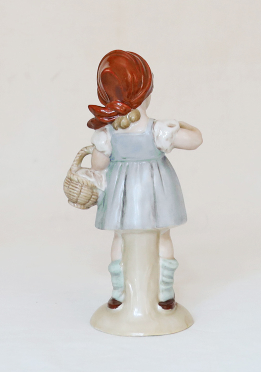 Wagner Apel Porzellan Figur Maedchen