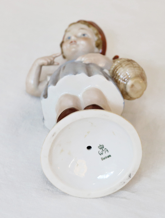 Wagner Apel Porzellan Figur Maedchen