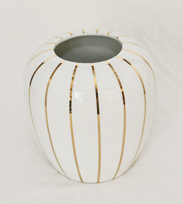 Design Porzellan Vase Jugendstil schwarz gold