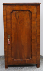 Biedermeier Schrank Moebel Kasten nussfurniert