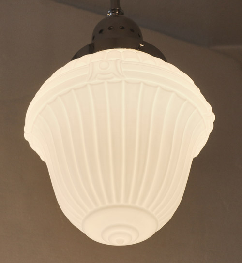 Art Deco Lampe Haengelampe vernickelt