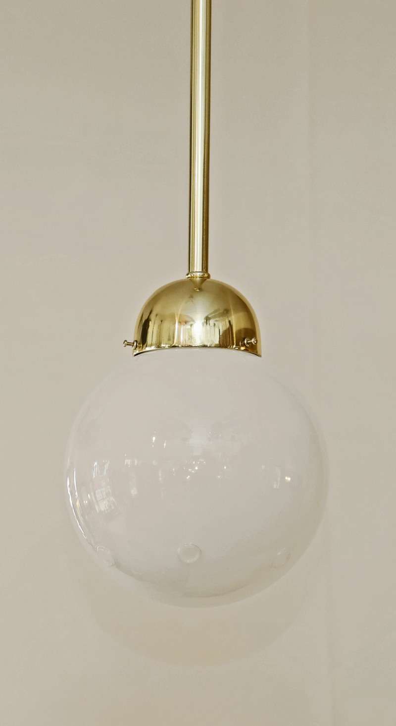 Art Deco Haengelampe Messing Opalglasschirm Jugendstil