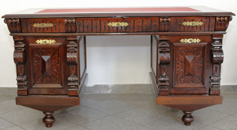 Historismus altdeutscher Schreibtisch