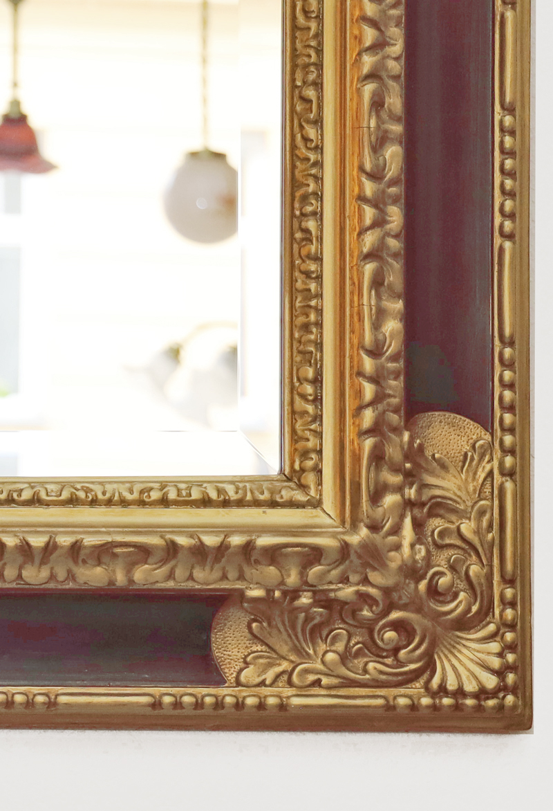 Antiker Spiegel goldener Wandspiegel