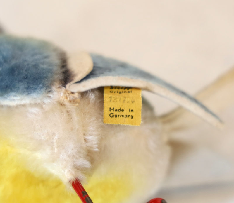 Steiff Vogel Meise Tit Knopf Fahne