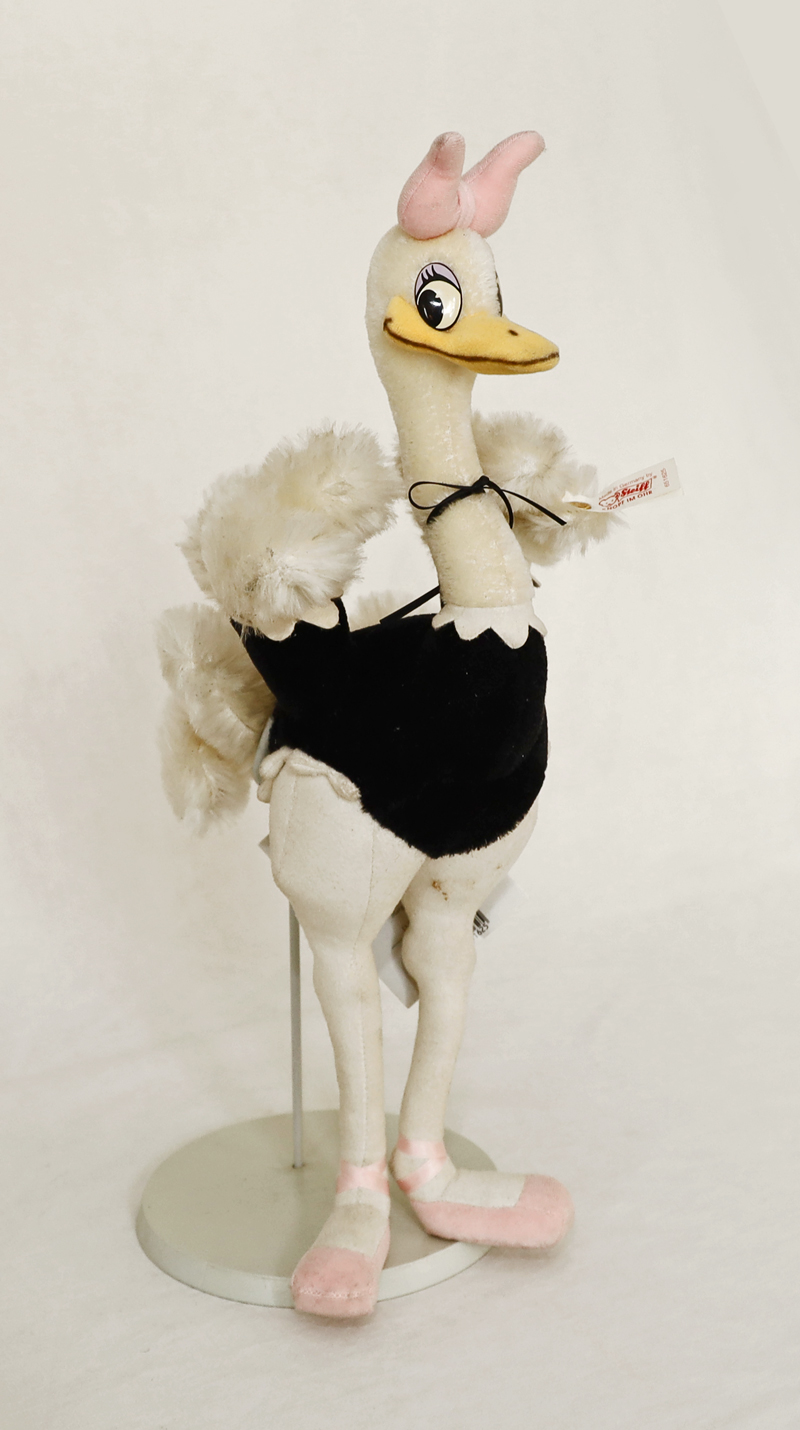 Steiff Mademoiselle Upanova Straussendame Ballettkleidung  Kknopf