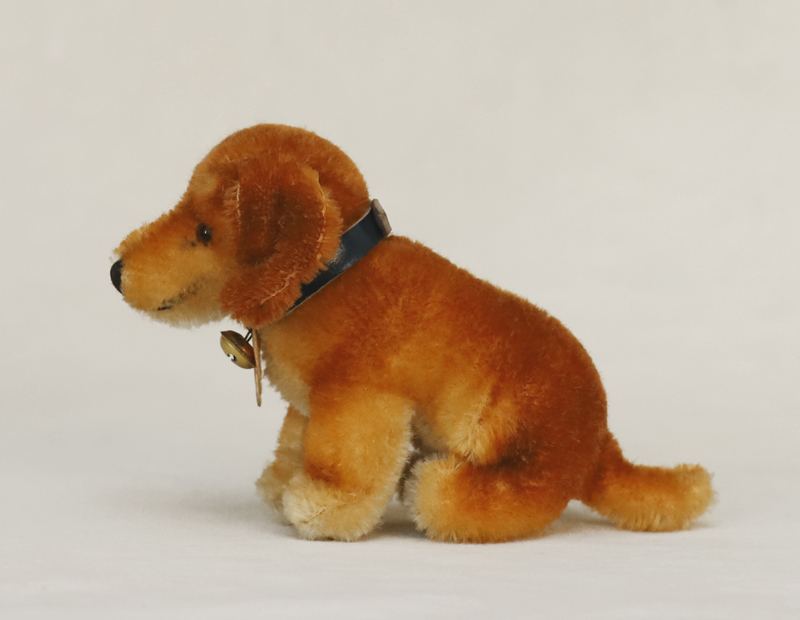 Steiff Bazi Jungdackel Dachshund Stofftier Knopf