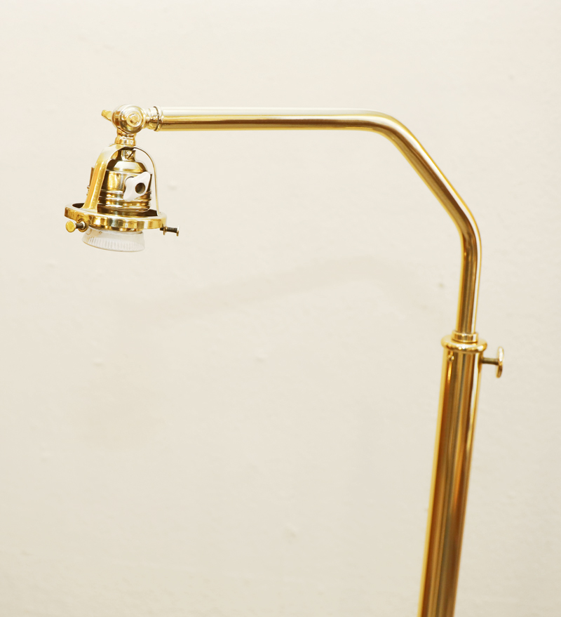 Jugendstil Art Deco Bodenstandlampe Messing Opalglasschirm