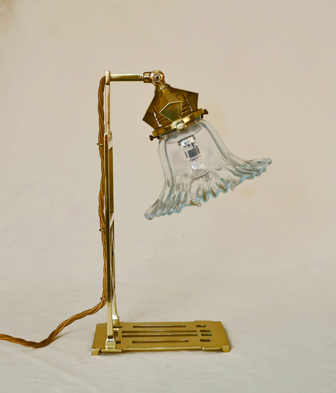 Paar Jugendstil Stehlampen  Tischlampen Nachtkaestchenlampen Tischleuchten