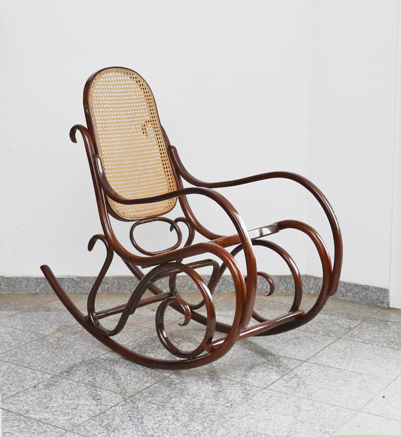 Jugendstil Schaukelstuhl Bugholz Thonet
