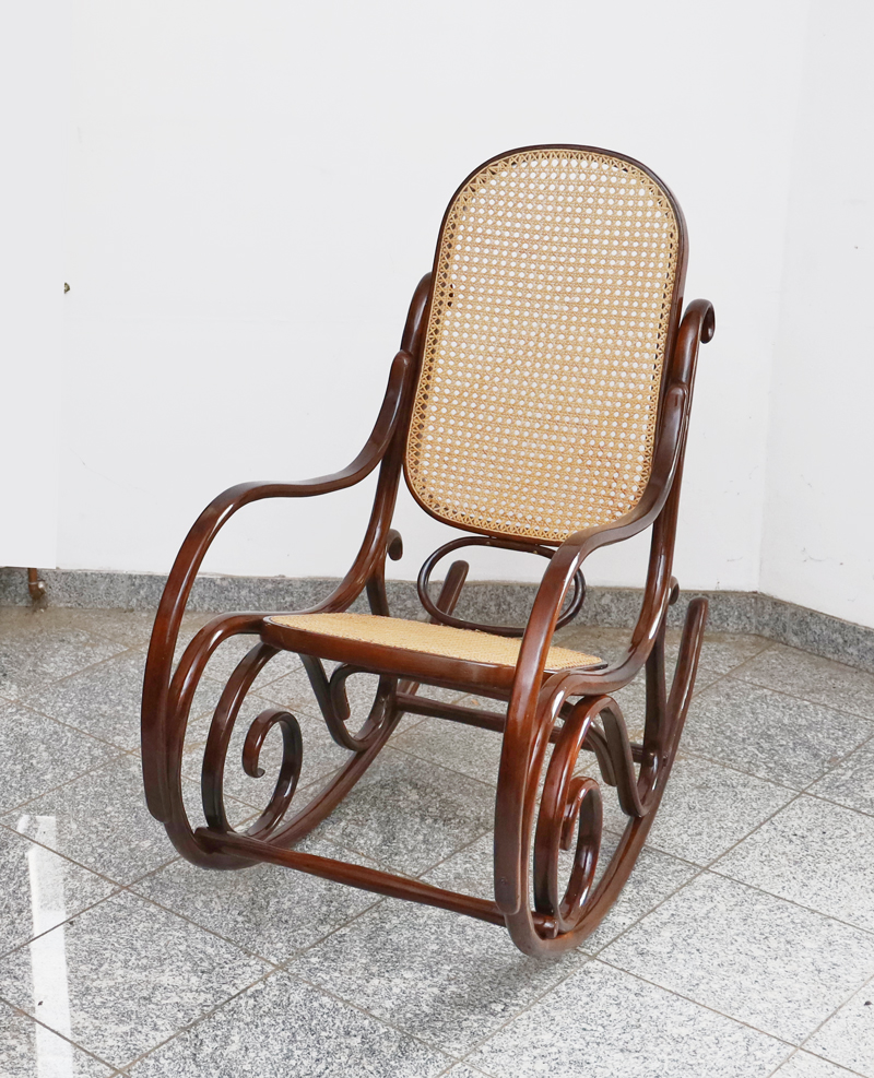 Jugendstil Schaukelstuhl Bugholz Thonet
