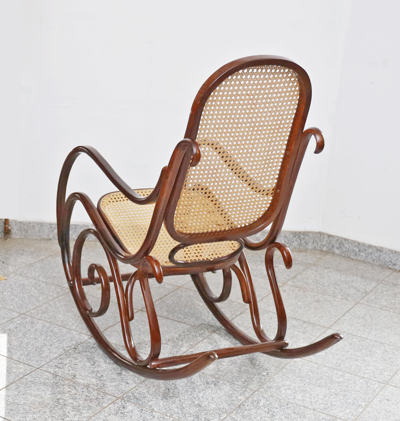 Jugendstil Schaukelstuhl Bugholz Thonet