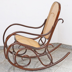 Jugendstil Schaukelstuhl Bugholz Thonet