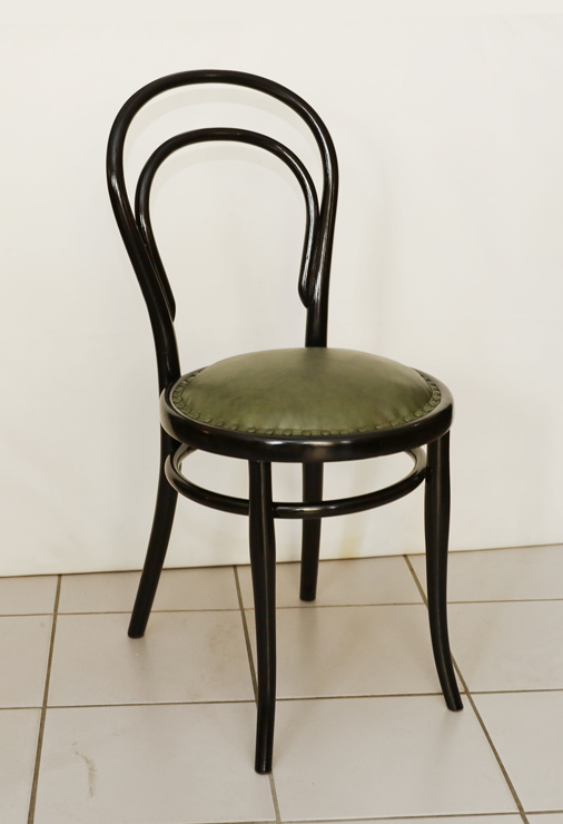 Paar Thonet Stuehle Sessel Buchenbugholz schwarz