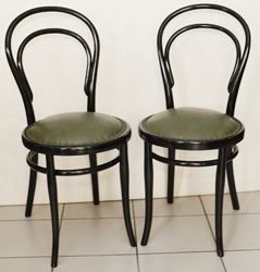 Paar Thonet Stuehle Sessel Buchenbugholz schwarz