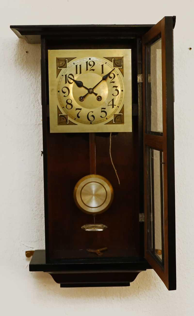Jugendstil Pendeluhr antike Wanduhr