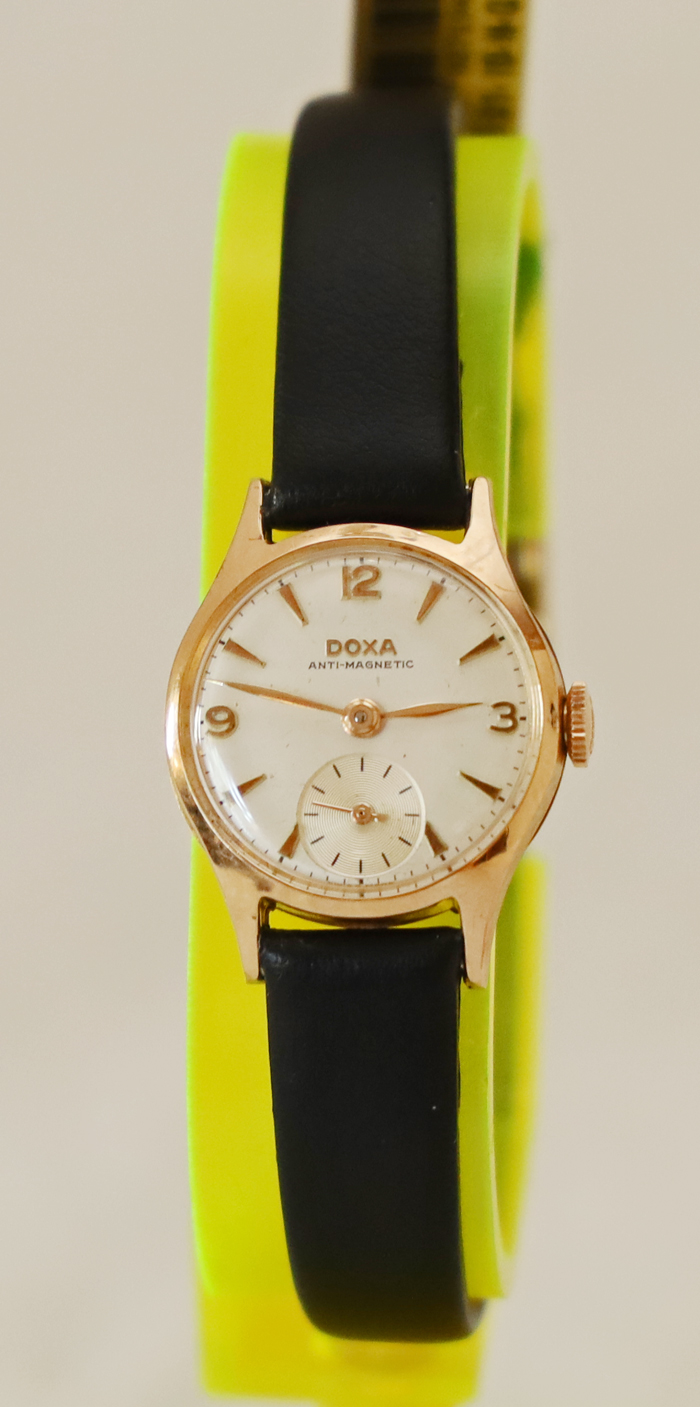 Goldene Doxa Damen Armbanduhr 