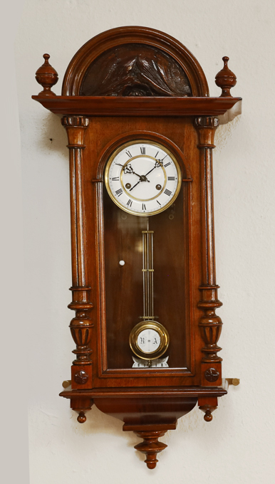 Historismus Pendeluhr altdeutsche antike Wanduhr
