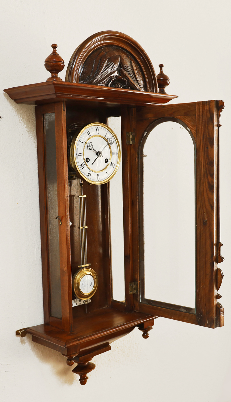 Historismus Pendeluhr altdeutsche antike Wanduhr