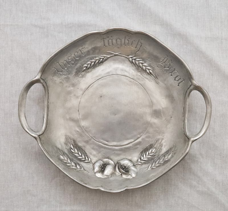 Zinnschale Gebaeckschale Aehren Dekor Artina