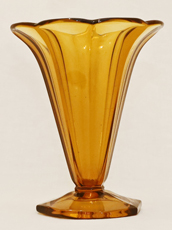 Bernsteinfarbige Art Deco Glasvase Blumenvase